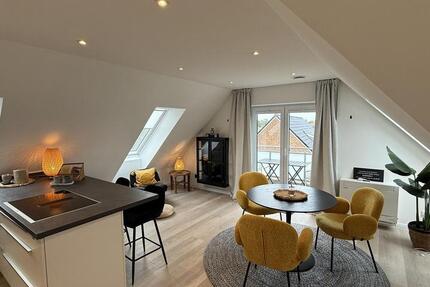 Wohnen auf Zeit Uetersen - 2 Zimmer, 75 m&sup2;, 2.300&euro; | Angebot:24752246