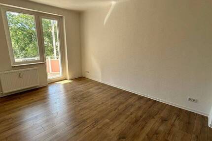 Wohnung Magdeburg Fermersleben - 2 Zimmer, 56 m&sup2;, 350&euro; | Angebot:26798058