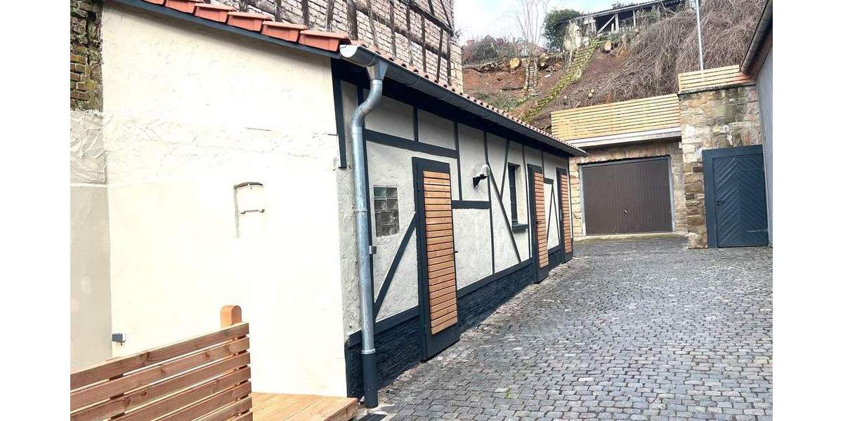 Mehrfamilienhaus, Wohnhaus Nußbaum - 7 Zimmer, 184 m&sup2;, 1.750&euro; | Angebot:25683799