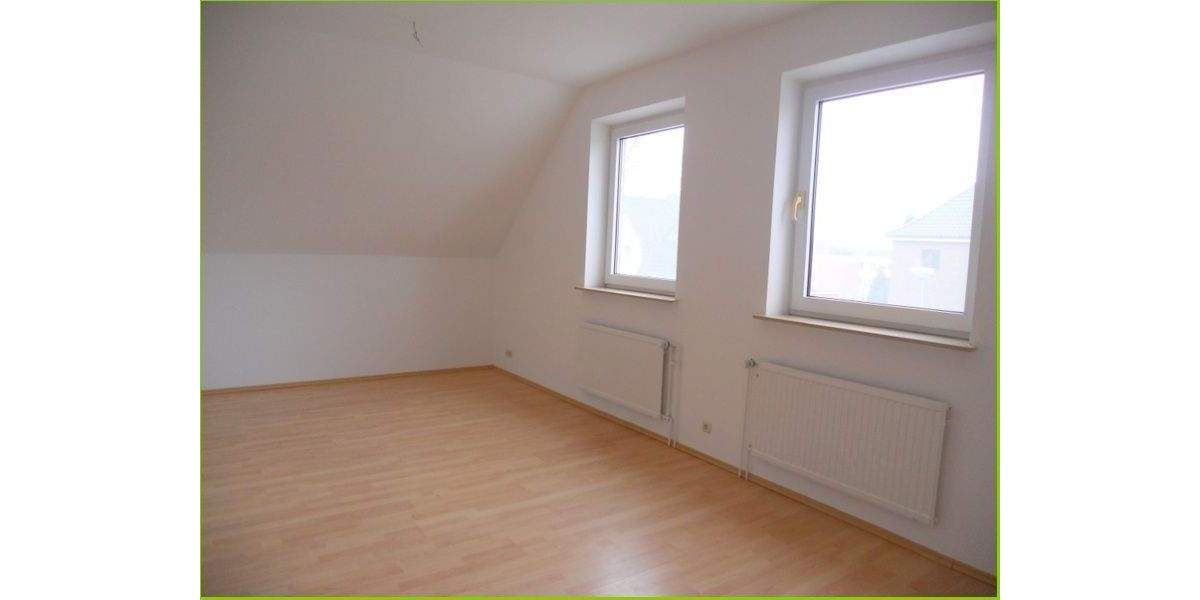 Etagenwohnung Buxtehude - 3 Zimmer, 76 m&sup2;, 750&euro; | Angebot:25742977