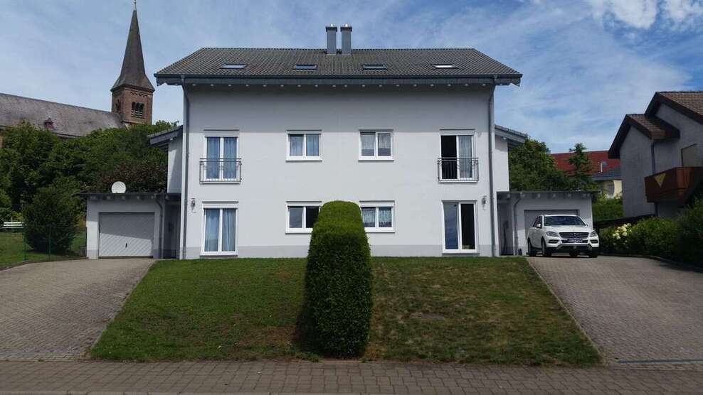Haus zum Mieten in Hermersberg 1.690 € 214 m² 6 zimmer