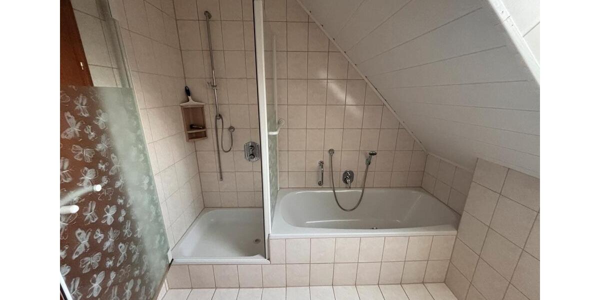 Schöne helle 4 Zimmerwohnung in Reundorf zu vermieten 4 zimmer