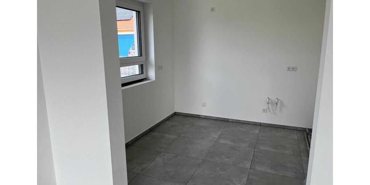 Doppelhaushälfte Markt Erlbach - 5 Zimmer, 121 m&sup2;, 1.690&euro; | Angebot:25652631