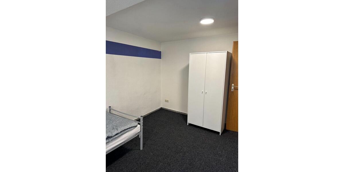 Etagenwohnung Arnstadt - 5 Zimmer, 80 m&sup2;, 20&euro; | Angebot:24662824