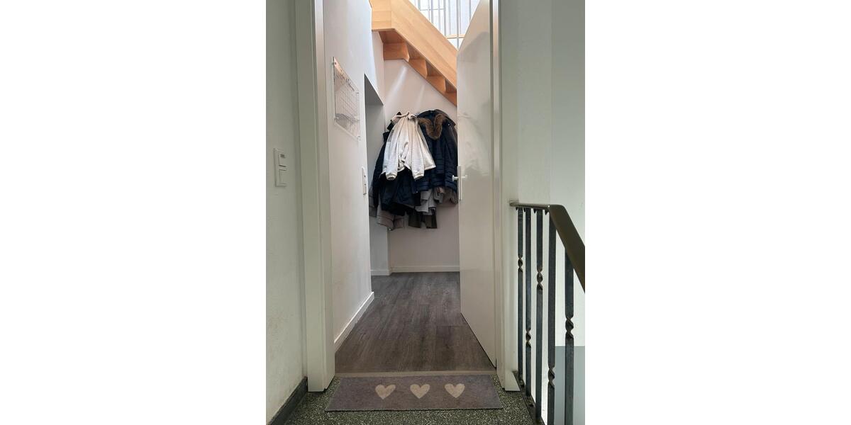 Maisonettenwohnung Neuss Reuschenberg - 3 Zimmer, 92 m&sup2;, 1.540&euro; | Angebot:26048097