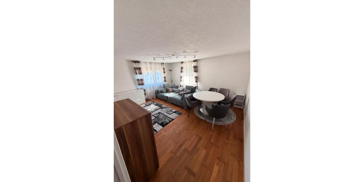 Etagenwohnung Tuttlingen - 3 Zimmer, 75 m&sup2;, 800&euro; | Angebot:26619545