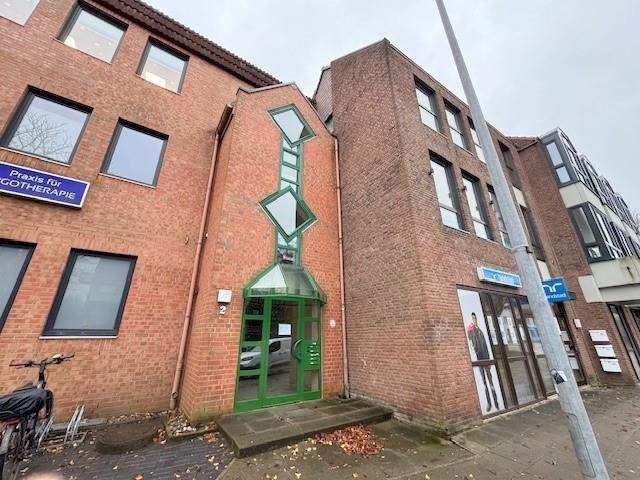 Gewerbeobjekt Ahrensburg - 6 Zimmer, 172 m&sup2;, 1.640&euro; | Angebot:25696643
