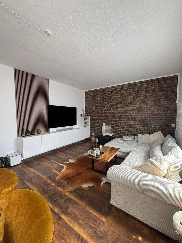 Attraktive 3-Zimmer-Erdgeschoßwohnung in zentraler Lage - hell, modern & mit Charme!