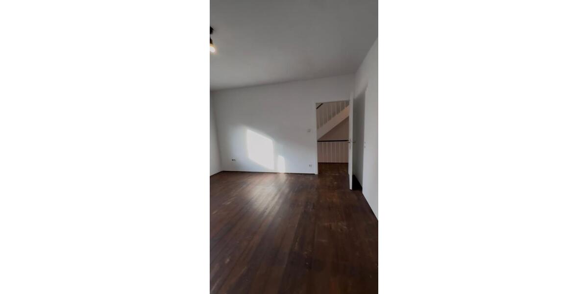 Maisonettenwohnung Köln Ehrenfeld - 4 Zimmer, 104 m&sup2;, 1.794&euro; | Angebot:26372677