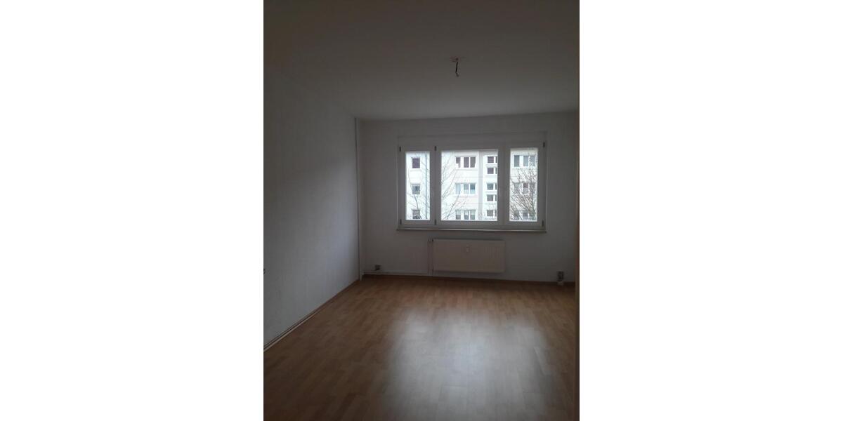 Etagenwohnung Zerbst (Anhalt) - 3 Zimmer, 57 m&sup2;, 320&euro; | Angebot:26505455