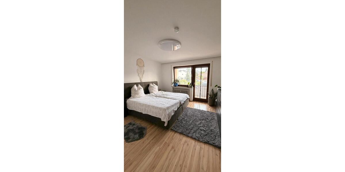 Etagenwohnung Schrobenhausen - 5 Zimmer, 106 m&sup2;, 1.060&euro; | Angebot:26609478