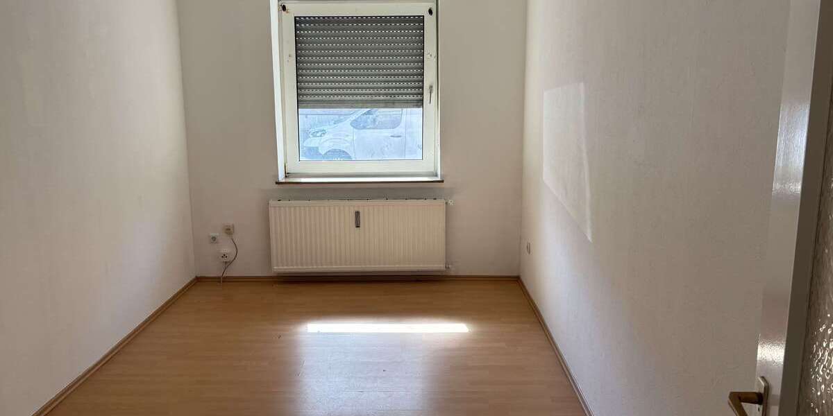 Etagenwohnung Gelsenkirchen Ückendorf - 1 Zimmer, 29 m&sup2;, 320&euro; | Angebot:26135110