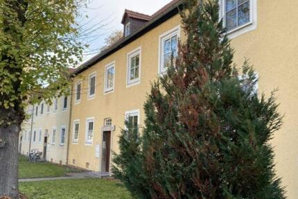 Wohnung Bad Lauchstädt - 2 Zimmer, 48 m&sup2;, 350&euro; | Angebot:26470896