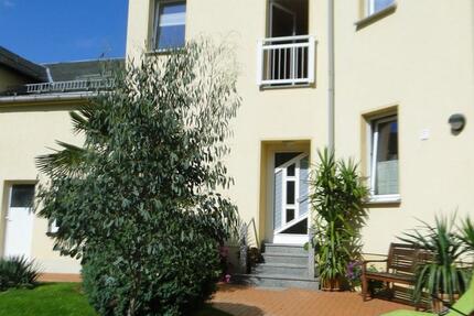 Wohnen auf Zeit Meerane - 2 Zimmer, 68 m&sup2;, 12&euro; | Angebot:17422929