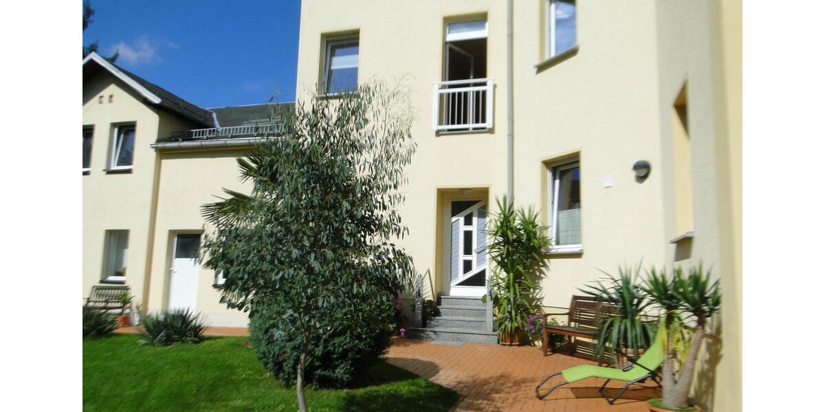 Wohnen auf Zeit Meerane - 2 Zimmer, 68 m&sup2;, 12&euro; | Angebot:17422929