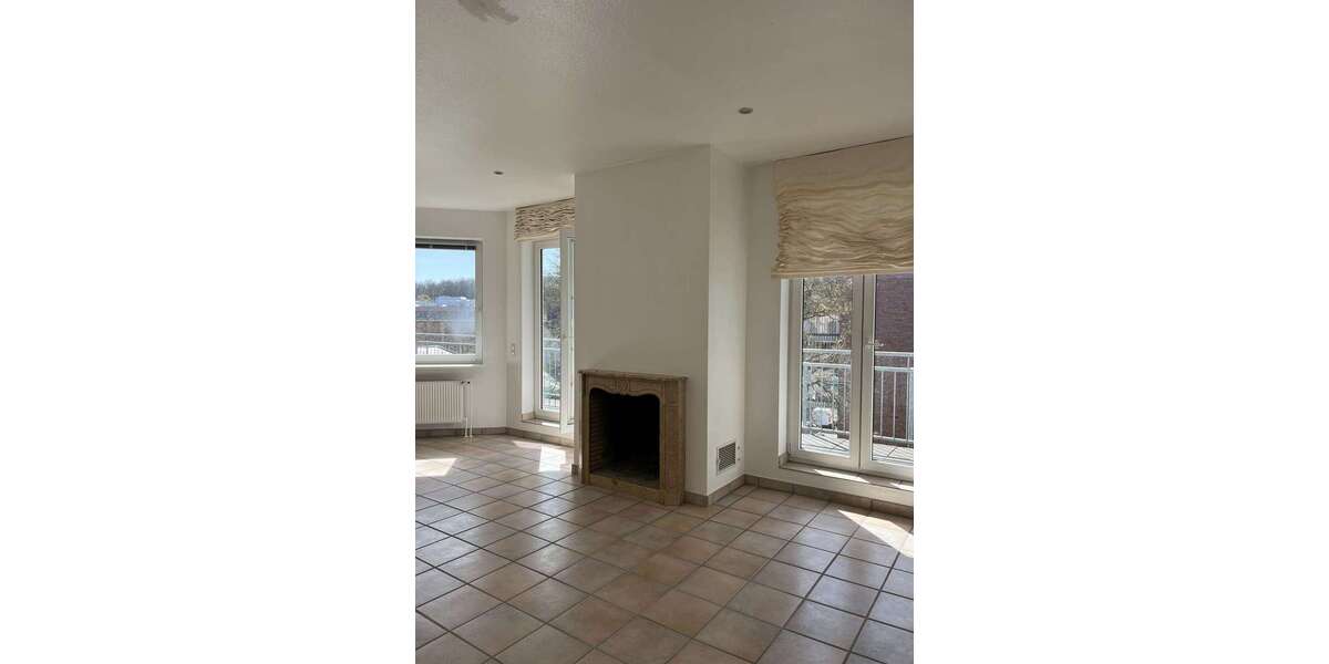 Etagenwohnung Pinneberg - 2 Zimmer, 88 m&sup2;, 1.000&euro; | Angebot:26161700