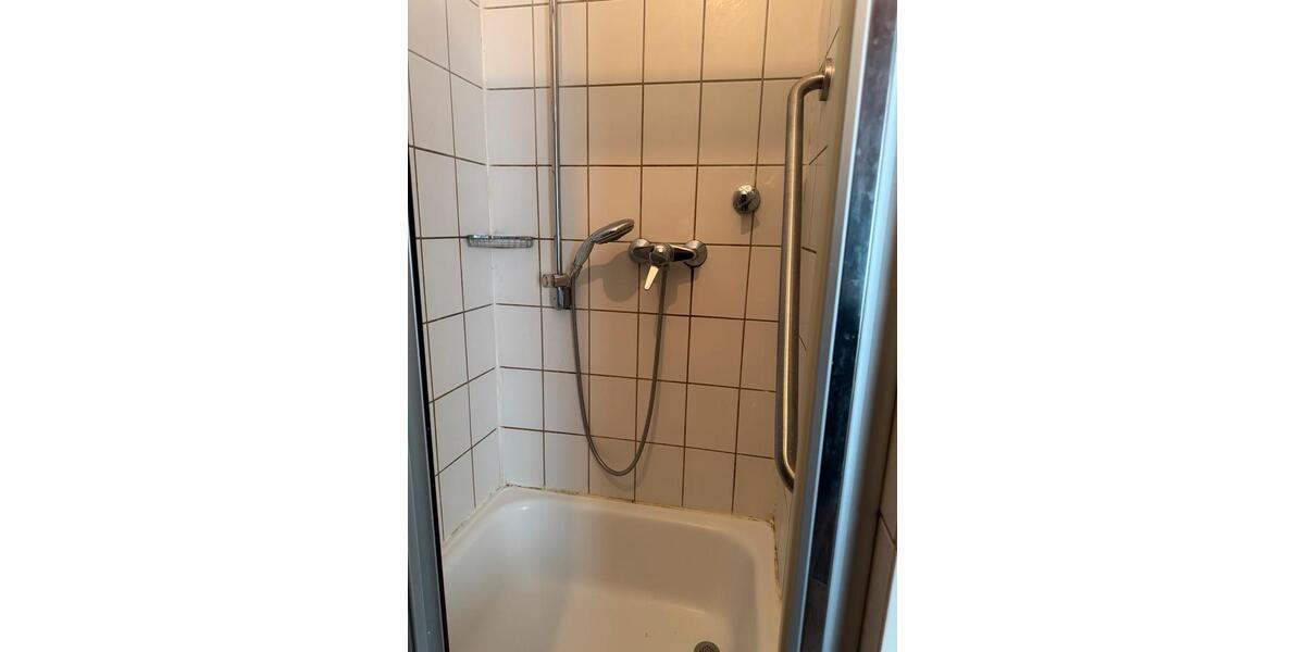 Etagenwohnung Duisburg Duisburg-Mitte - 2 Zimmer, 30 m&sup2;, 700&euro; | Angebot:26534189