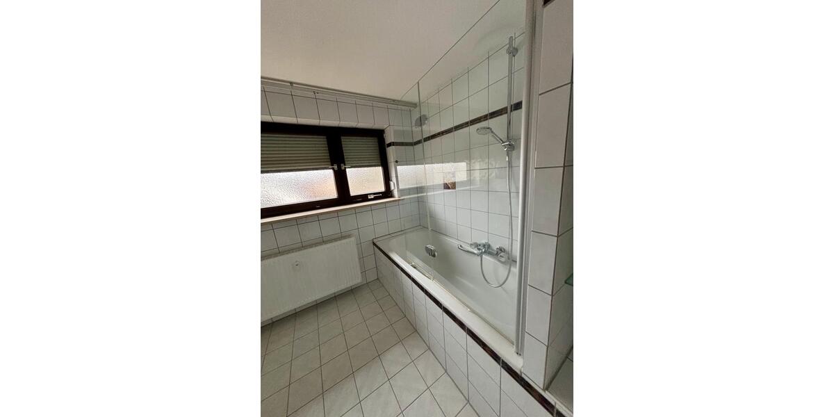 Dachgeschoßwohnung Allersberg Eismannsdorf - 3 Zimmer, 114 m&sup2;, 1.300&euro; | Angebot:24728300