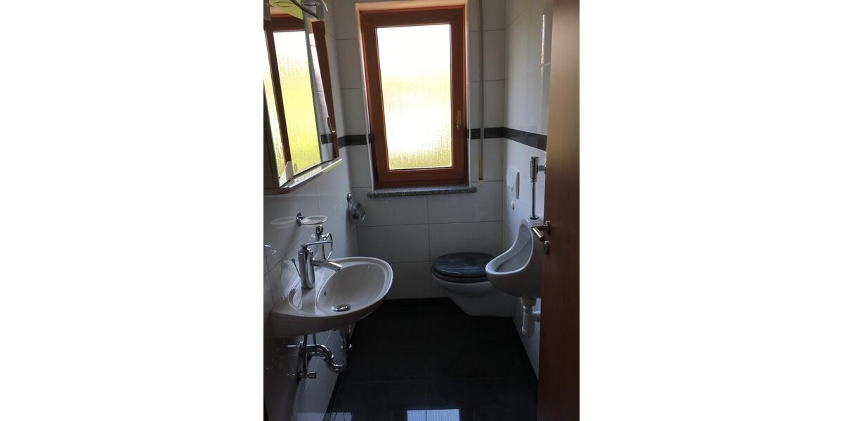 Etagenwohnung Saarbrücken Ensheim - 4 Zimmer, 105 m&sup2;, 850&euro; | Angebot:26225918