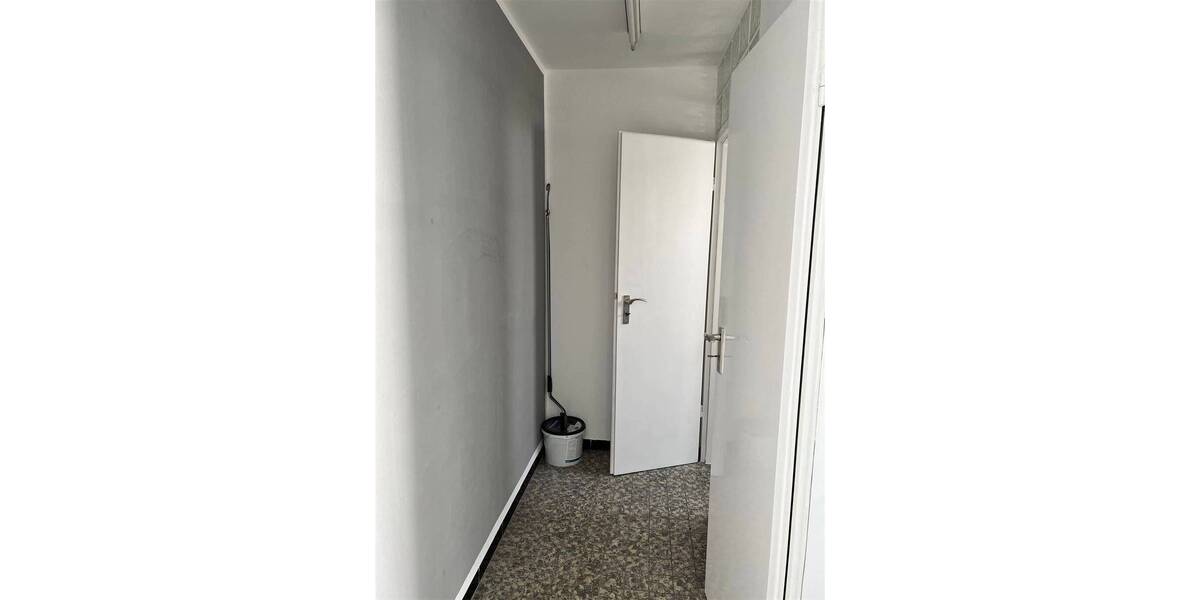Gewerbeobjekt Beverungen - 3 Zimmer, 700&euro; | Angebot:25741647