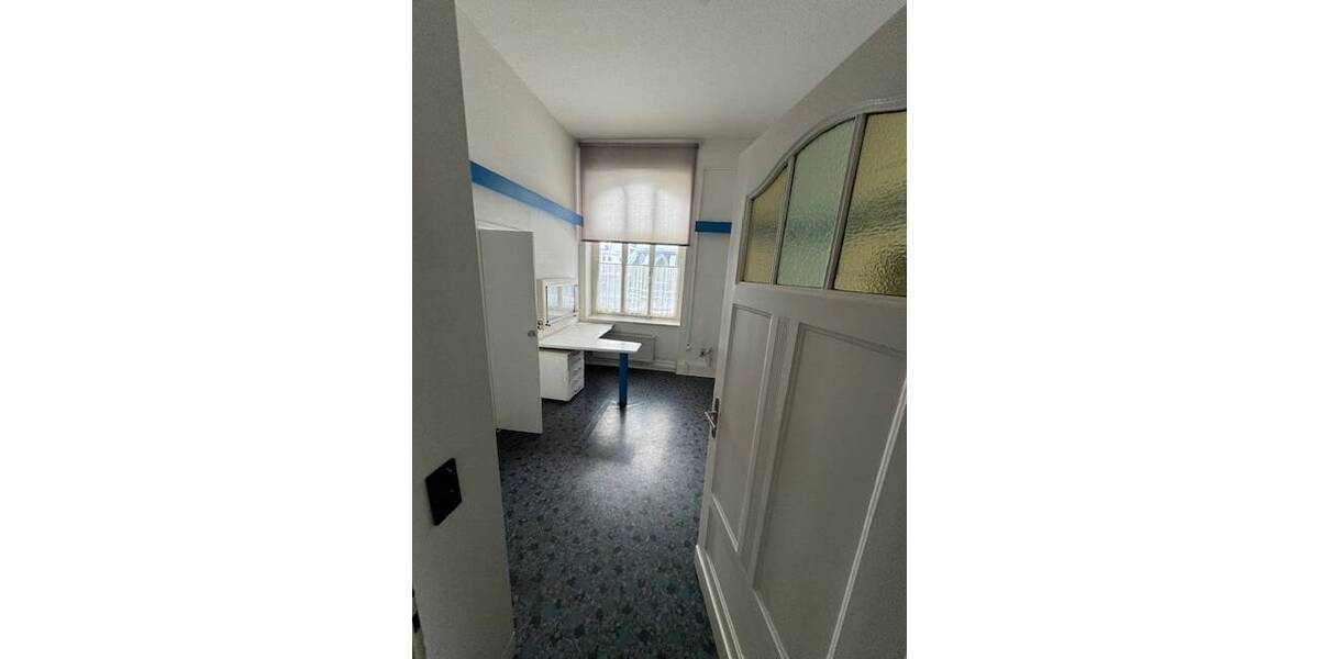 Gewerbeobjekt Lüdenscheid Knapp - 9 Zimmer, 180 m&sup2;, 1.300&euro; | Angebot:23948755