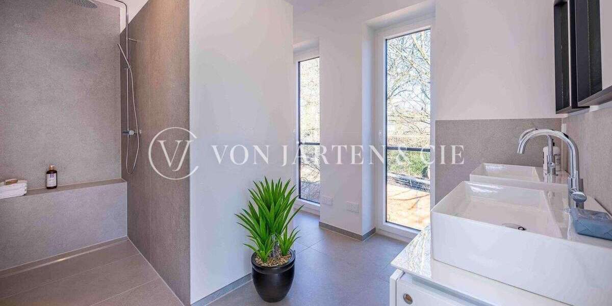 Mehrfamilienhaus, Wohnhaus Hamburg Nienstedten - 6 Zimmer, 206 m&sup2;, 5.000&euro; | Angebot:24708985