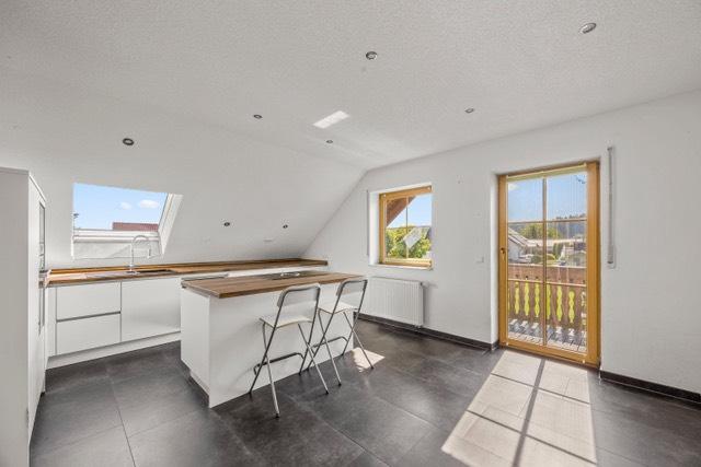 Dachgeschoßwohnung Pottenstein - 4 Zimmer, 105 m&sup2;, 1.090&euro; | Angebot:26535675