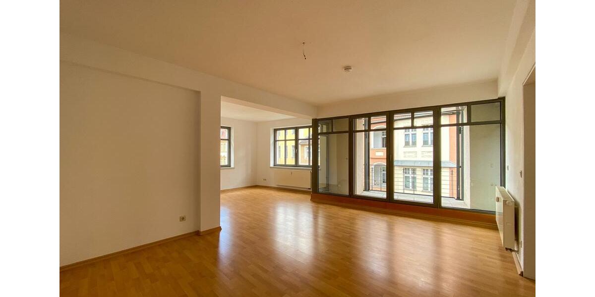 Etagenwohnung Naumburg (Saale) - 4 Zimmer, 110 m&sup2;, 800&euro; | Angebot:26476537