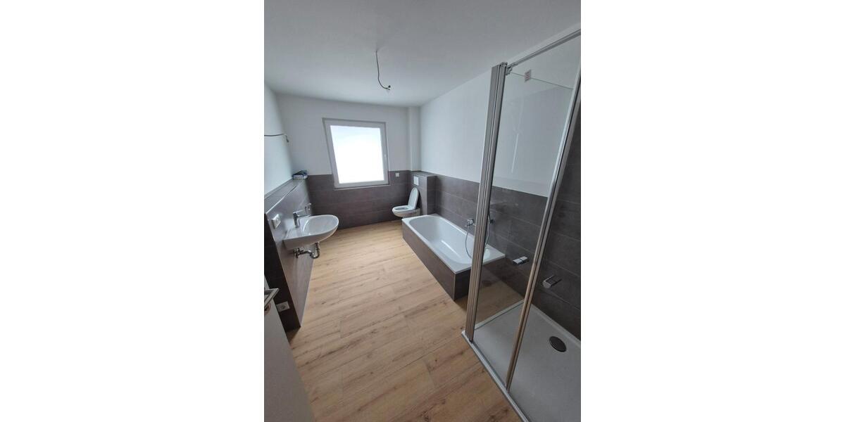 Etagenwohnung Mörfelden-Walldorf Walldorf - 4 Zimmer, 107 m&sup2;, 2.000&euro; | Angebot:26314684