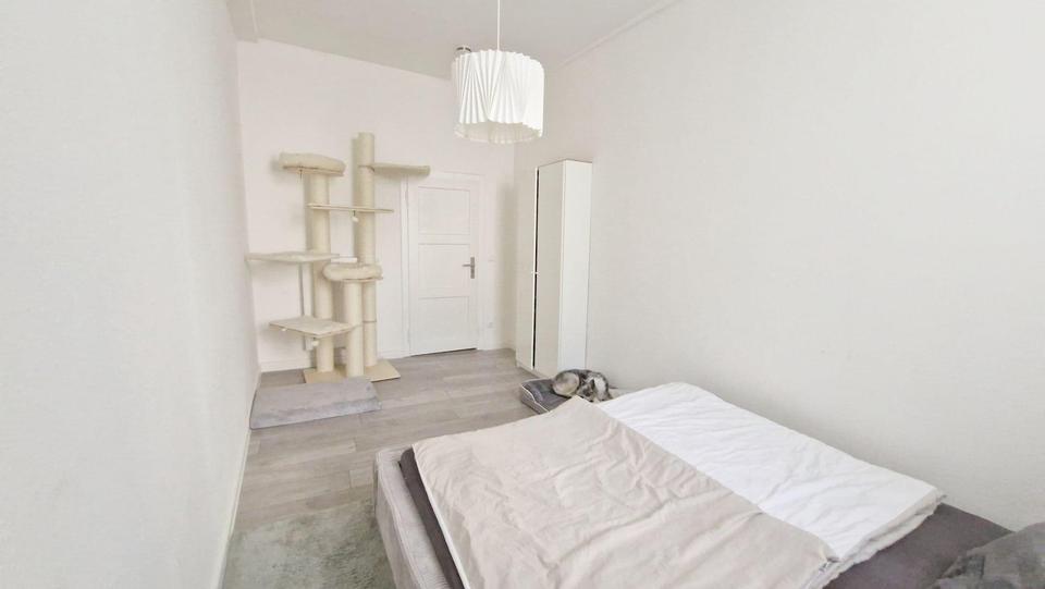 Schöne, extrem großzügige 3,5 Zi- Wohnung (plus 2 Zimmer) mit Einbauküche im Herzen von Bingen