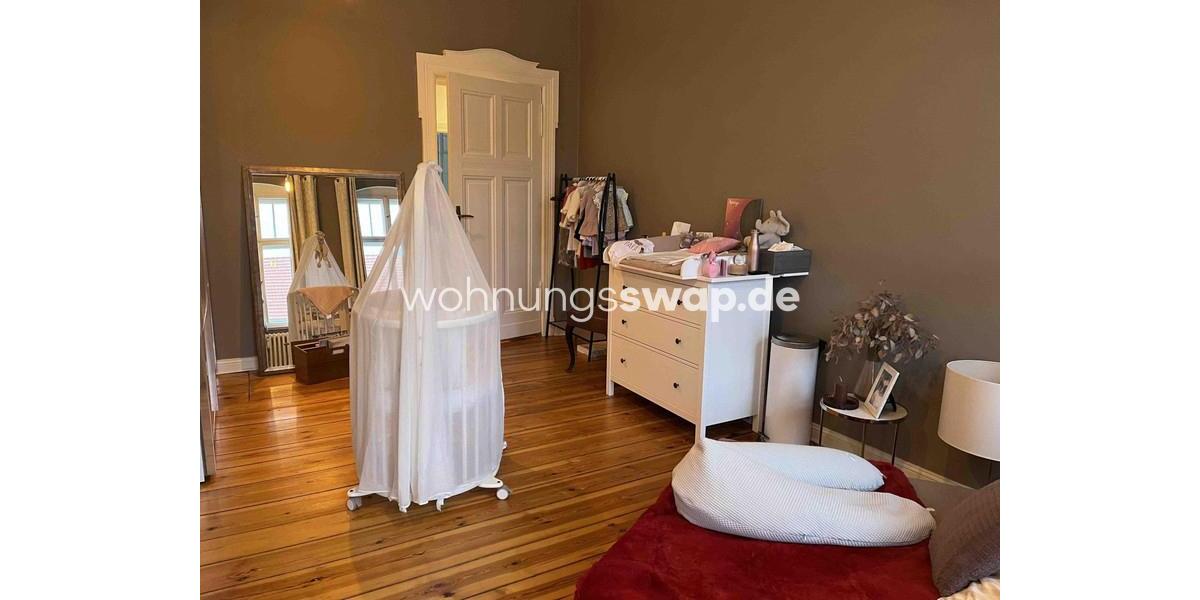 Etagenwohnung Essen Stadtbezirk II - 4 Zimmer, 130 m&sup2;, 1.800&euro; | Angebot:24538902