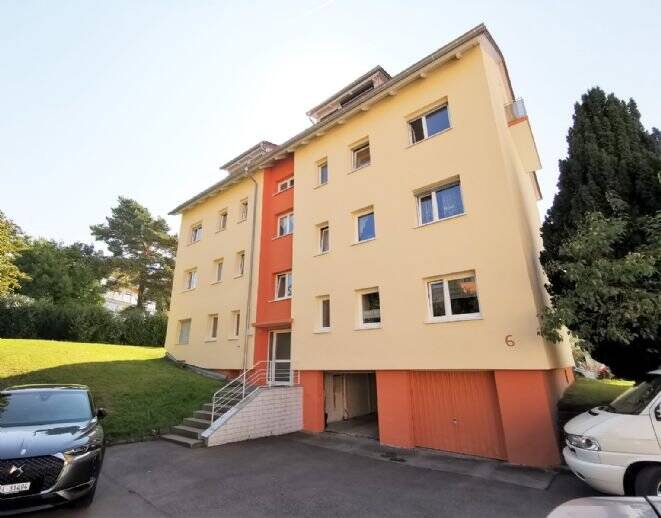 Attraktive, ruhige und helle 2-Zimmer-Dachgeschosswohnung mit Balkon 2 zimmer