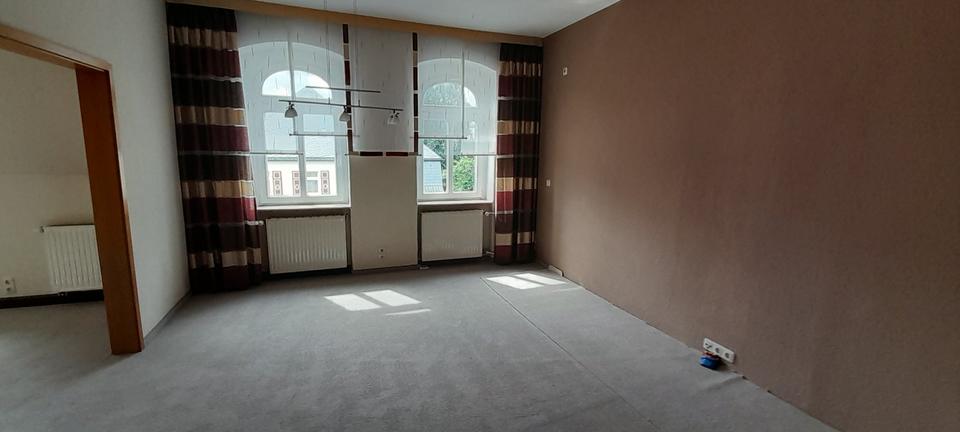 Dachgeschoßwohnung Annaberg-Buchholz Buchholz - 5 Zimmer, 119 m&sup2;, 699&euro; | Angebot:22593793