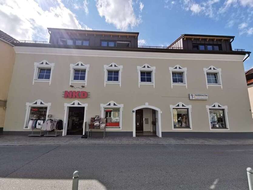Wohnung zum Mieten in Hengersberg 720 € 118 m²