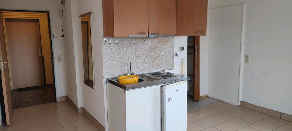 Etagenwohnung Dillingen an der Donau - 1 Zimmer, 25 m&sup2;, 10&euro; | Angebot:25975871