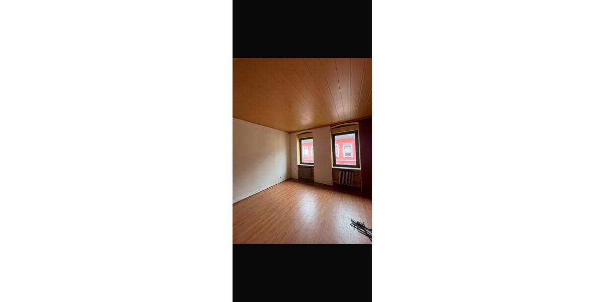 Etagenwohnung Neunkirchen - 3 Zimmer, 75 m&sup2;, 600&euro; | Angebot:26625497