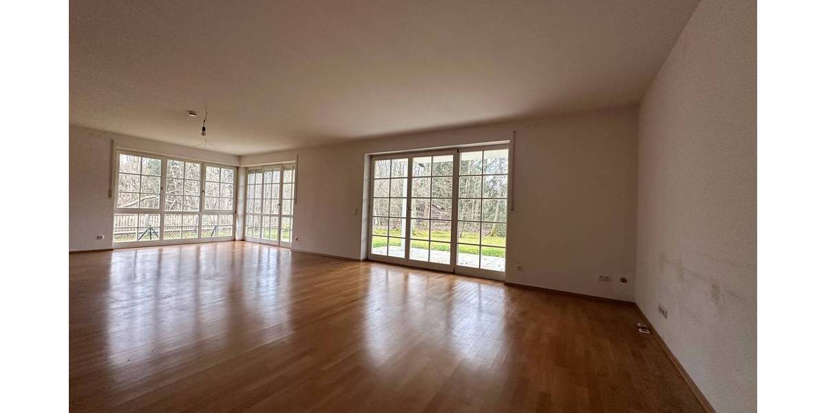 Etagenwohnung Grünwald - 4 Zimmer, 165 m&sup2;, 3.190&euro; | Angebot:25698774