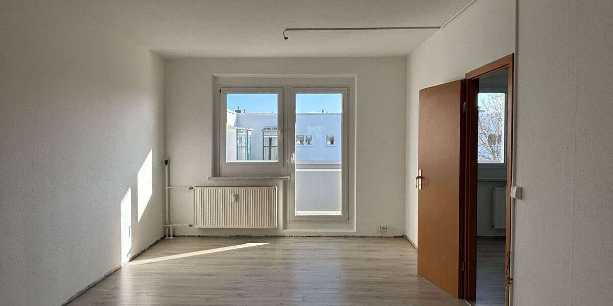 Etagenwohnung Berlin Hellersdorf - 3 Zimmer, 69 m&sup2;, 829&euro; | Angebot:25274923