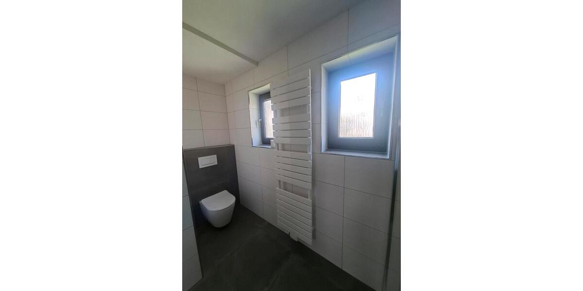 Erdgeschoßwohnung Großenlüder - 4.5 Zimmer, 100 m&sup2;, 1.150&euro; | Angebot:26254490