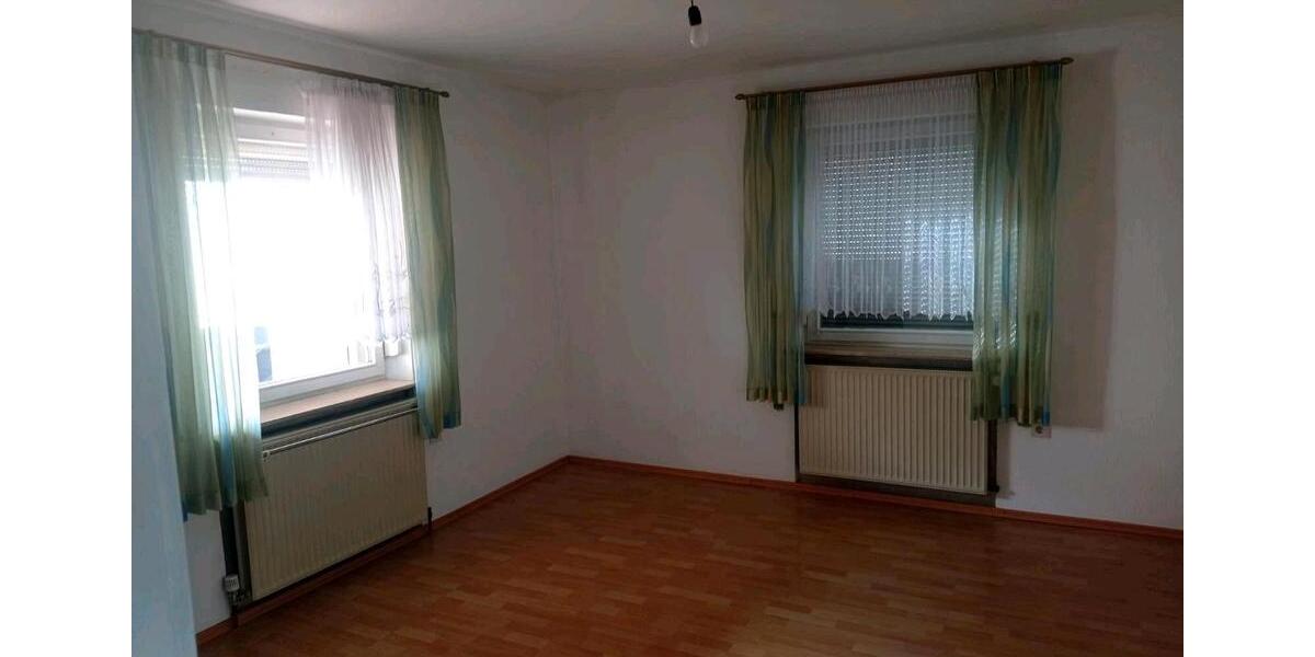 Erdgeschoßwohnung Stegaurach - 5 Zimmer, 108 m&sup2;, 750&euro; | Angebot:25392056