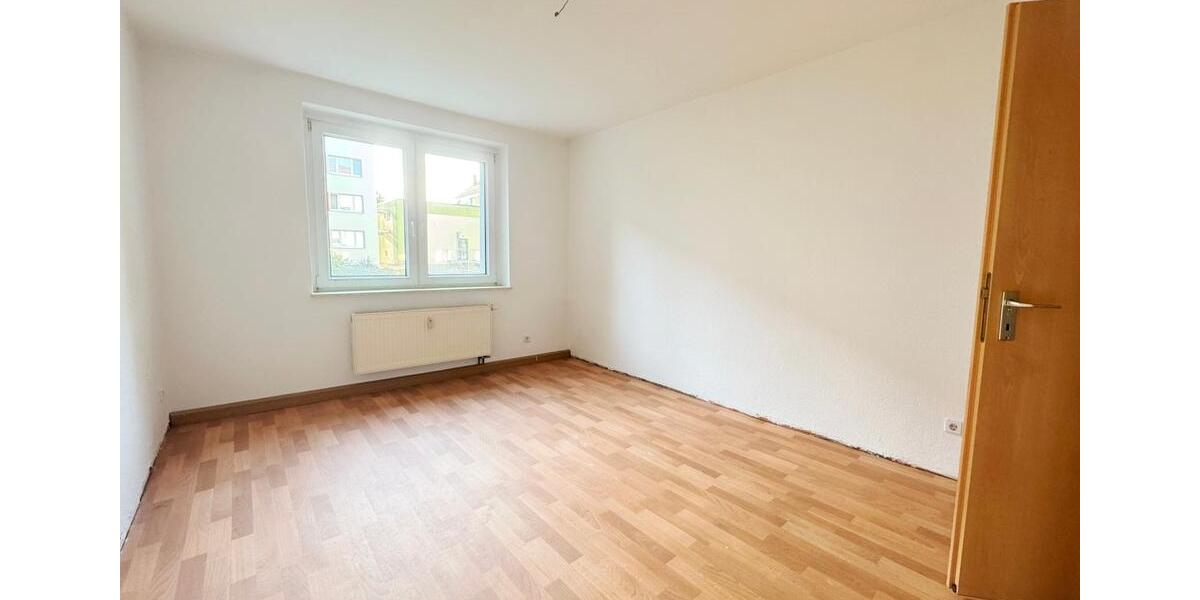 Erdgeschoßwohnung Flöha - 4 Zimmer, 69 m&sup2;, 445&euro; | Angebot:22710093