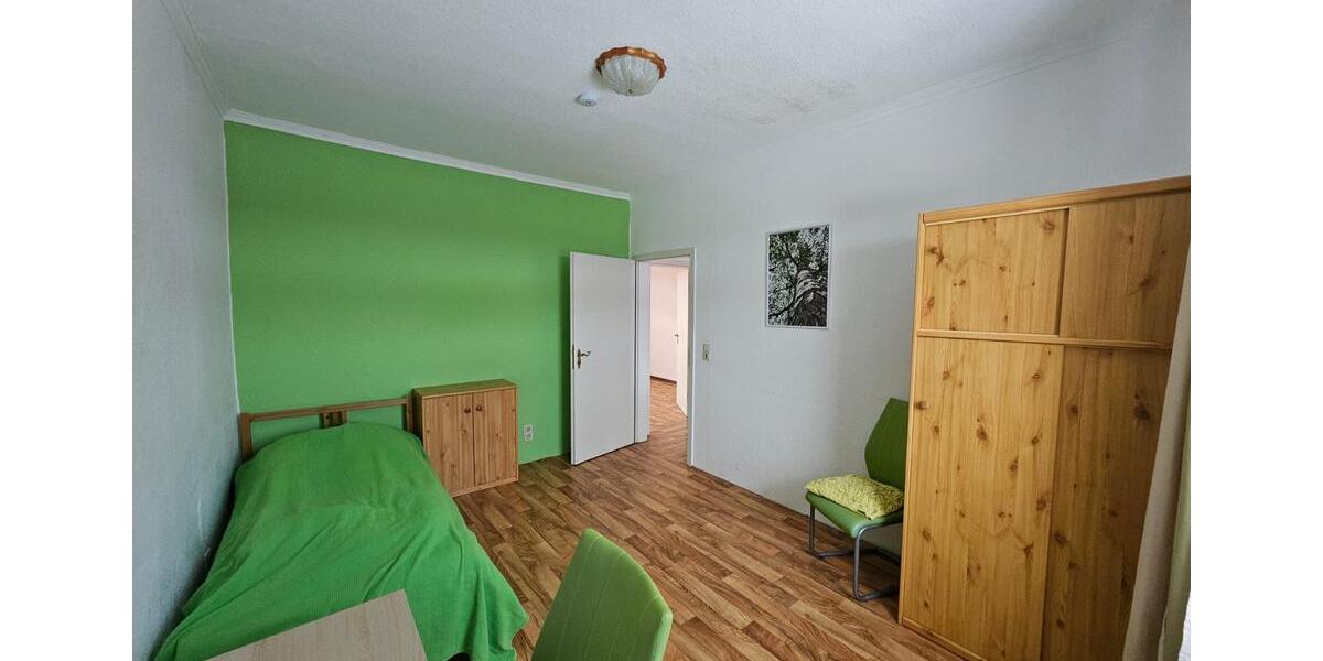 Etagenwohnung Erxleben - 3 Zimmer, 68 m&sup2;, 466&euro; | Angebot:26254399
