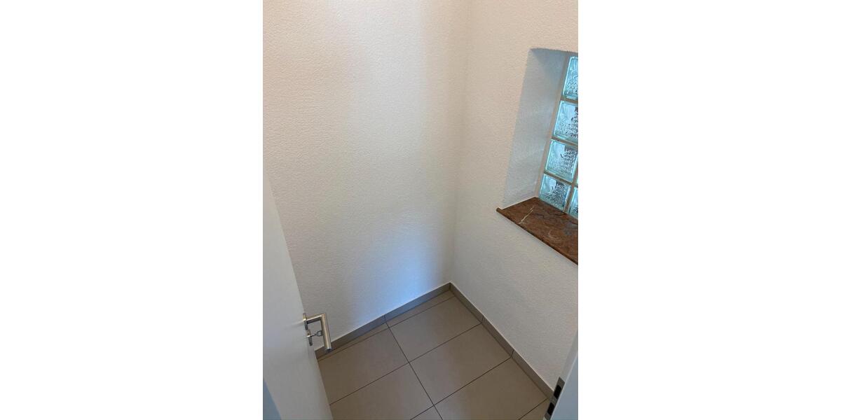 Erdgeschoßwohnung Sinntal - 3 Zimmer, 90 m&sup2;, 850&euro; | Angebot:26380071