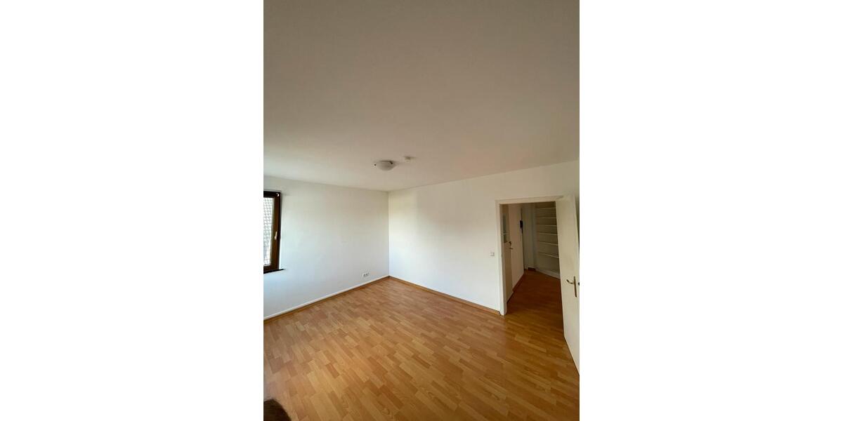 Etagenwohnung Bergisch Gladbach - 2 Zimmer, 60 m&sup2;, 790&euro; | Angebot:25182301