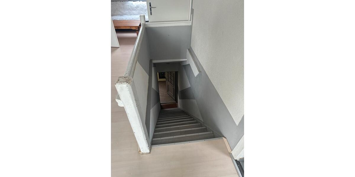 Dachgeschoßwohnung Hecklingen - 4 Zimmer, 115 m&sup2;, 850&euro; | Angebot:25960414