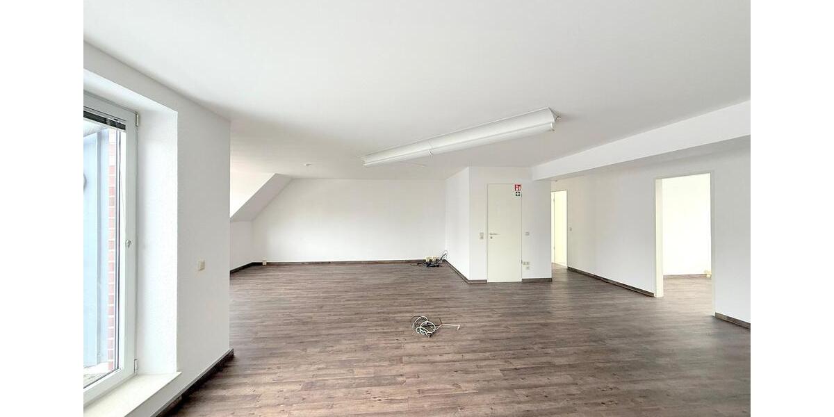 Gewerbeobjekt Wilhelmshaven - 1.375&euro; | Angebot:24155592