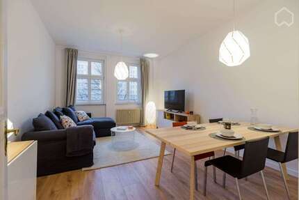 Zimmer Berlin Friedrichshain-Kreuzberg - 2 Zimmer, 1.770&euro; | Angebot:26986900