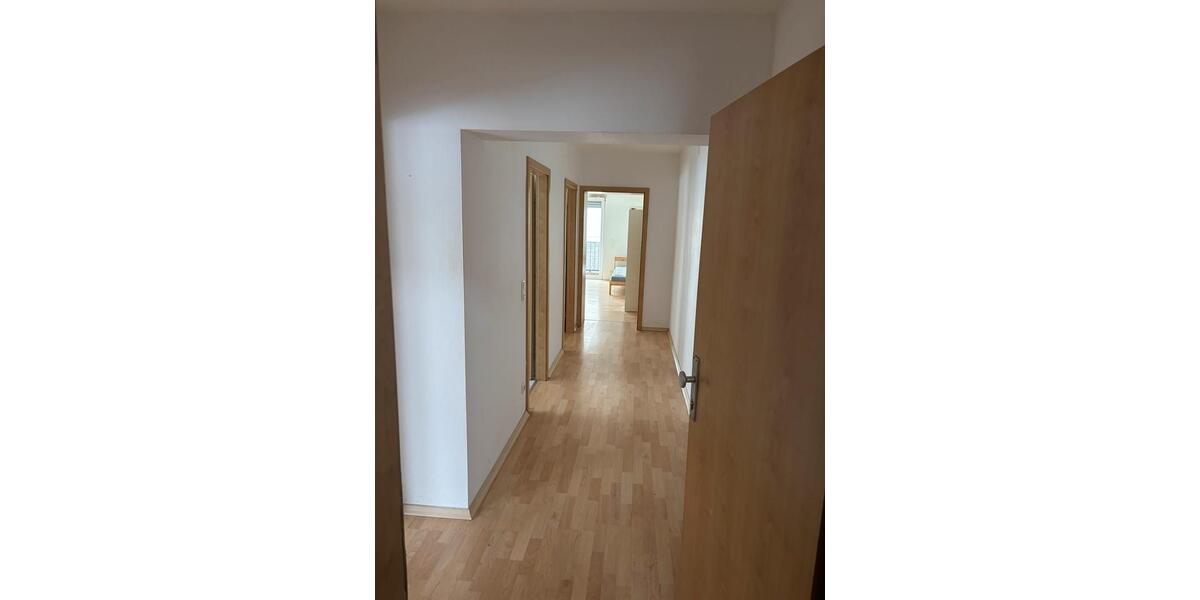Etagenwohnung Marburg Cappel - 2 Zimmer, 65 m&sup2;, 1.200&euro; | Angebot:24706273