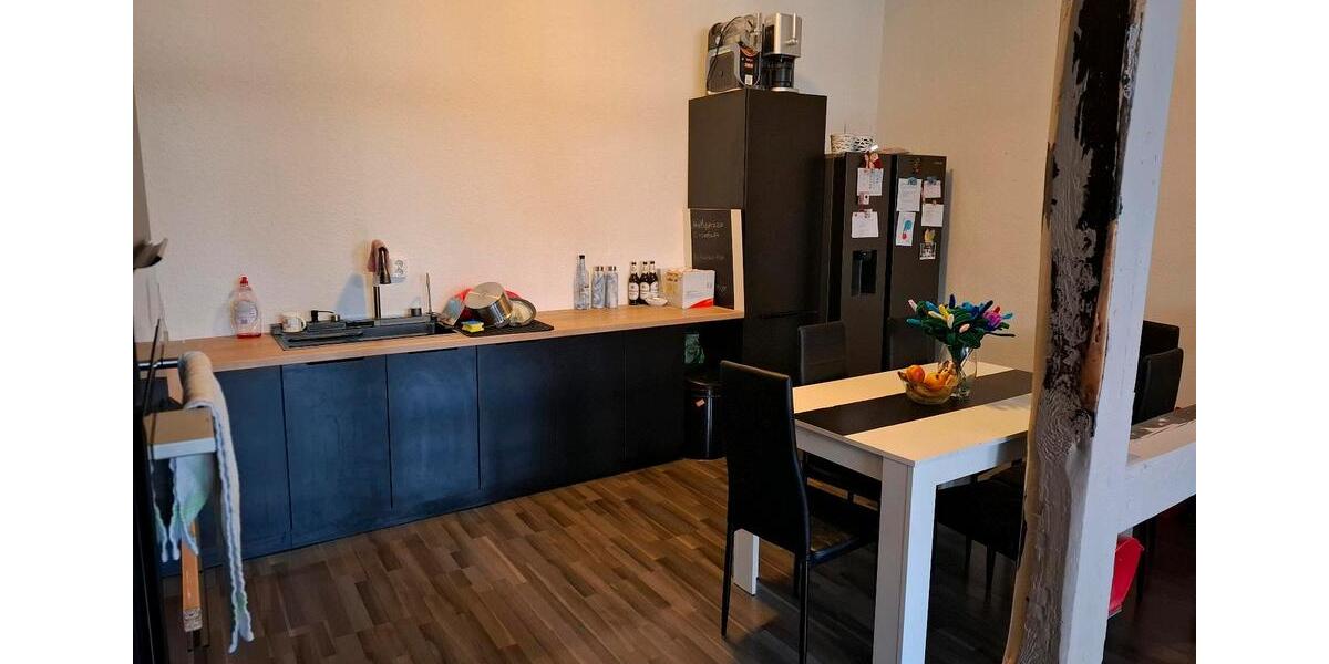 Erdgeschoßwohnung Apolda - 4 Zimmer, 98 m&sup2;, 915&euro; | Angebot:25832417