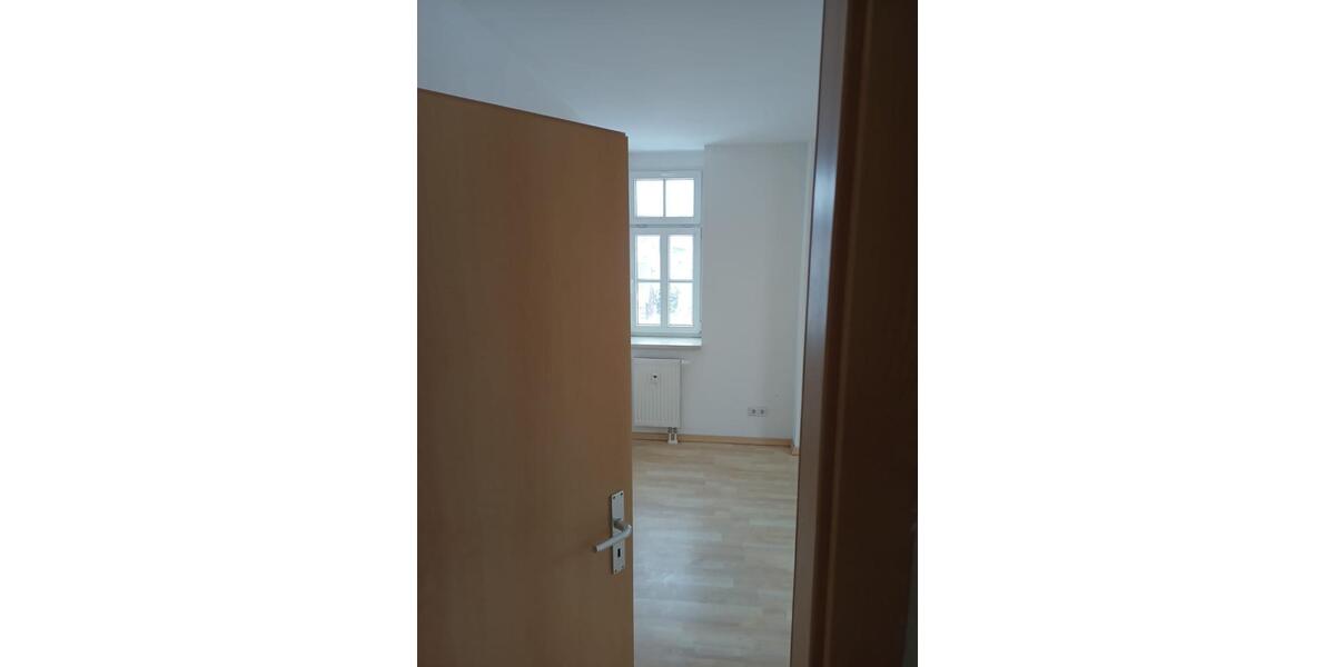 Dachgeschoßwohnung Großschirma - 2 Zimmer, 59 m&sup2;, 420&euro; | Angebot:25762271
